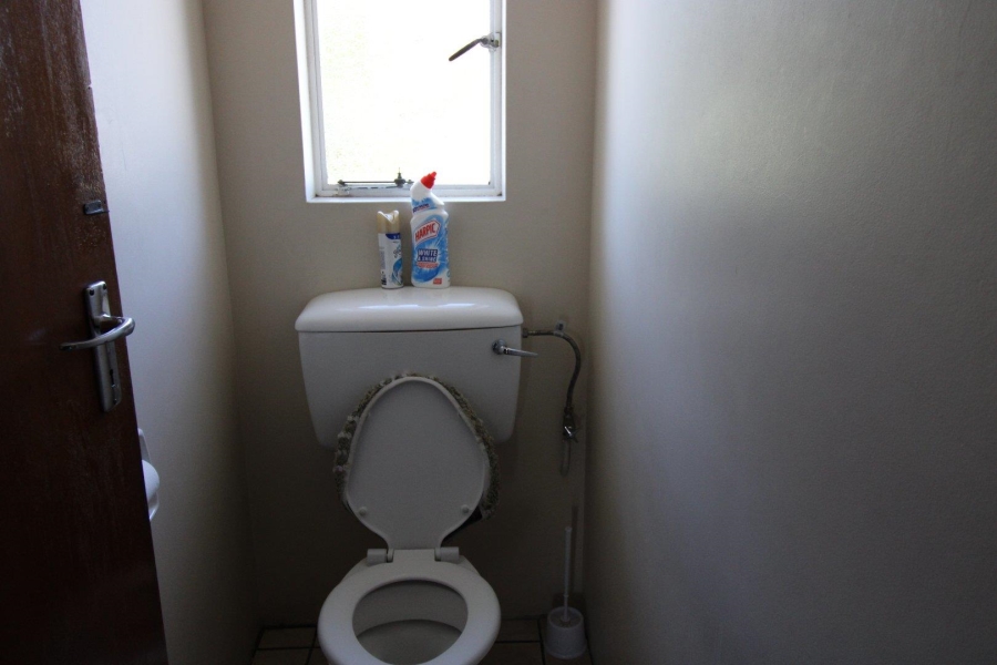 2 Bedroom Property for Sale in Southernwood Eastern Cape